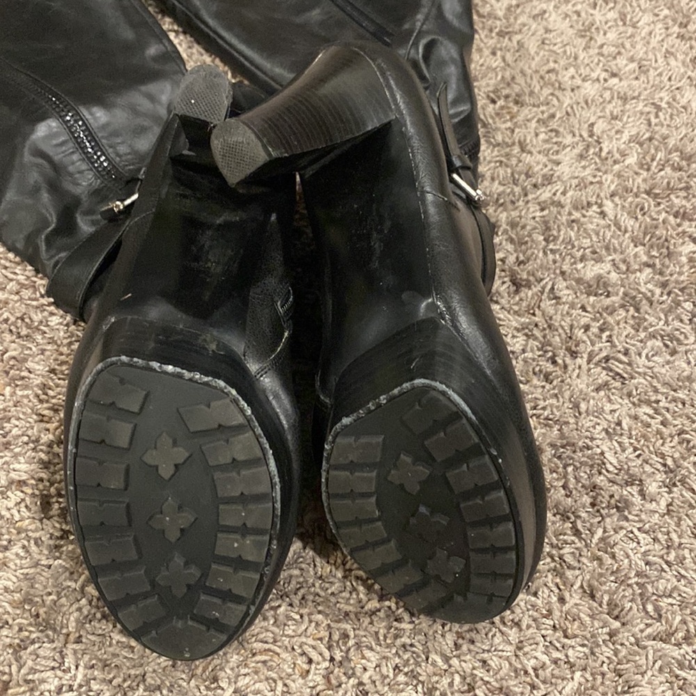 Guess Boots - Picture 5 of 7